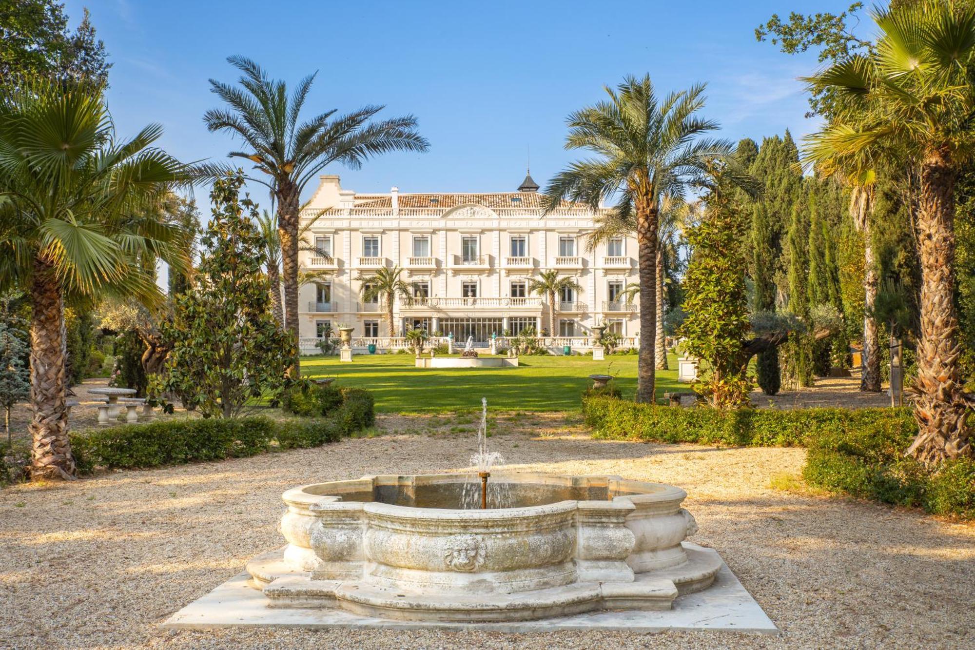 Chateau Hermitage De Combas Aparthotel Servian Ngoại thất bức ảnh