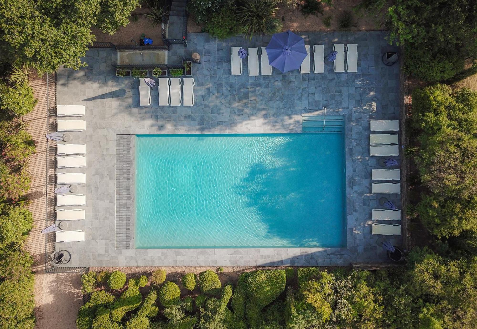 Chateau Hermitage De Combas Aparthotel Servian Ngoại thất bức ảnh