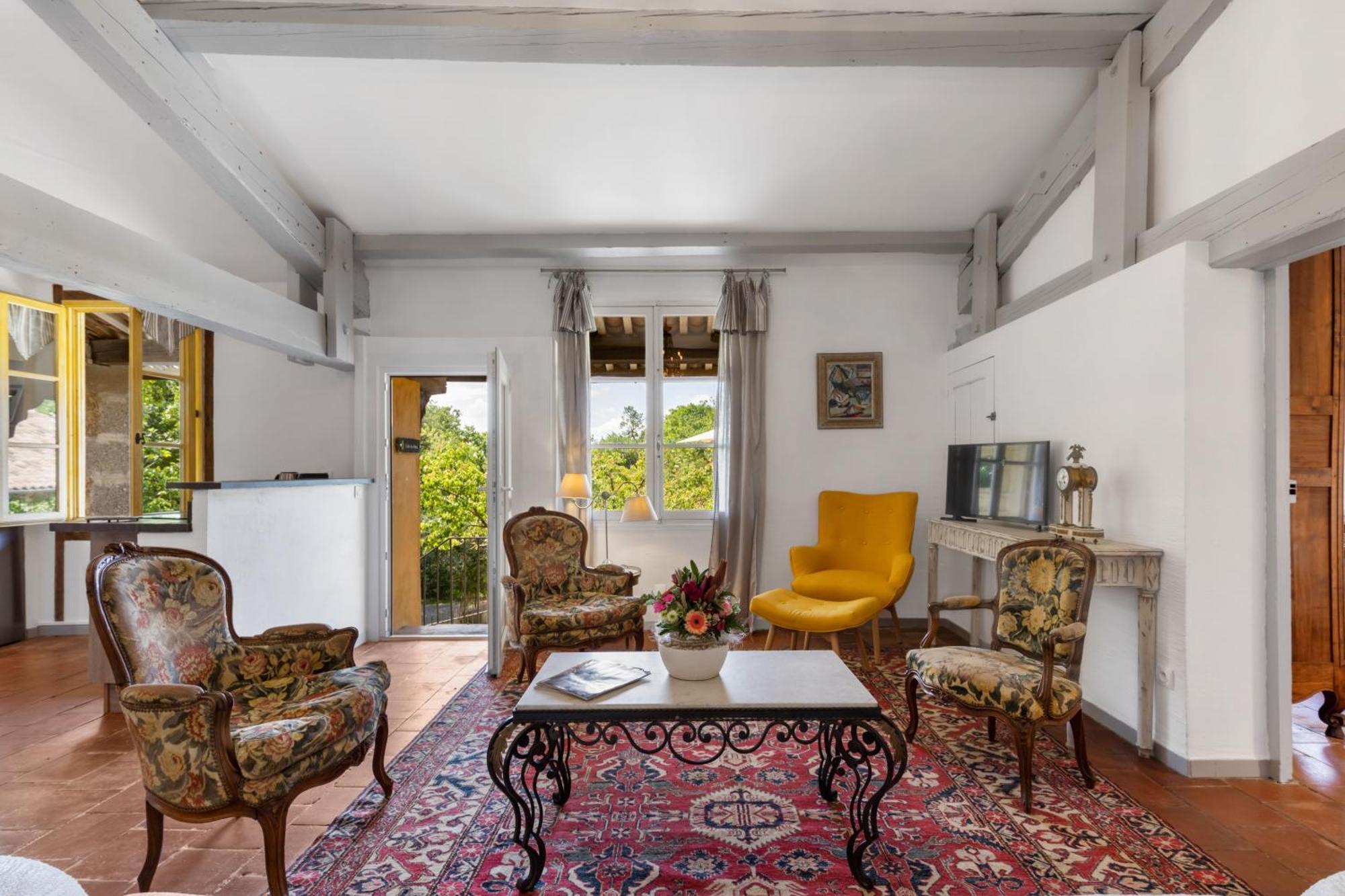 Chateau Hermitage De Combas Aparthotel Servian Ngoại thất bức ảnh